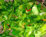 Foto langkah ke 2 dari resep Tumis Genjer Saos Tiram.