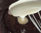 Foto langkah ke 4 dari resep Choco Lava Cake Kukus Lumer Magic Com.