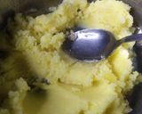 Foto langkah ke 2 dari resep Potato Cheese Bread.