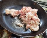 Foto del paso 2 de la receta: Ensalada de espinacas con tocino a la G