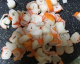 Foto del paso 3 de la receta Ensaladilla de manzana y palitos de cangrejo