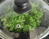 Foto del paso 1 de la receta: Kale con salsa de queso y almendras