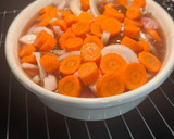 Foto del paso 4 de la receta: Contramuslos de pollo asados con cerveza y verduritas - Receta de Batch Cooking