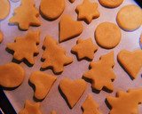 Foto del paso 2 de la receta: Galletas de mantequilla navideñas 🍪🎄