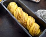 Mogyorókrémes kalács Cukorsziruppal leöntve recept fázis 4 fotója