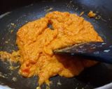 A picture of step 4 of Sweet papaya burfi laddu.