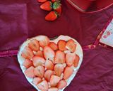 Foto del paso 5 de la receta: Tarta de Nata y fresas(San Valentín)