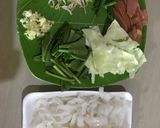 Foto langkah ke 1 dari resep Kwetiau masak kuah.