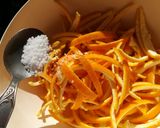 Foto del paso 2 de la receta: Cáscara de naranjas azucaradas