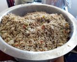 A picture of step 6 of Chinese Stir fried Rice with stewed drumsticks.