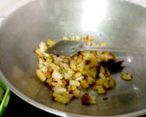 मटर की घुघनी(matar ki ghughni recipe in hindi) रेसिपी चरण 2 फोटो