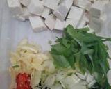 Foto langkah ke 1 dari resep Oseng Tahu Pedas.