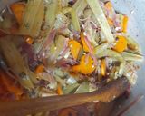 Foto del paso 5 de la receta: Pencas de acelga en escabeche