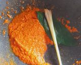 Foto langkah ke 3 dari resep 241. Sambal Ayam Suwir Kemangi.