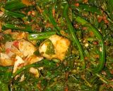 Foto langkah ke 5 dari resep Goreng pakis + ayam.