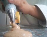 Foto del paso 4 de la receta: Macarons de chocolate rellenos de crema de avellana