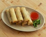 Foto langkah ke 10 dari resep Lumpia Ayam Jamur Devina Hermawan.