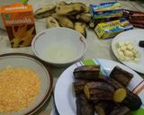 Foto langkah ke 2 dari resep Banana cheese and choco ball.