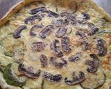 Foto del paso 7 de la receta: Tarta zapallitos y queso pategras c/champiñones
