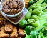 Foto langkah ke 2 dari resep Nasi Liwet Kompliiit (Ide Menu Pelengkap Nasi Liwet).