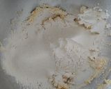 Foto langkah ke 4 dari resep Brown Sugar Cheese Ball.