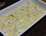 A picture of step 5 of Pepper mint, zucchini & apple bake.