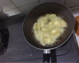 Foto langkah ke 2 dari resep Semur Ayam Kentang.