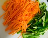 A picture of step 4 of Chicken Chowmein.