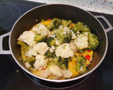 Foto del paso 7 de la receta: *Brócoli y Coliflor Salteados*