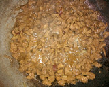 A picture of step 4 of Simple beef sauce.