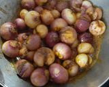 ડુંગળી નું શાક (Dungri Shak Recipe In Gujarati) રેસીપી સ્ટેપ2ફોટો