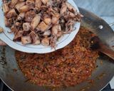 Foto langkah ke 5 dari resep Sambal Cumi Asin.
