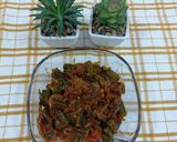A picture of step 4 of Bhindi masala.