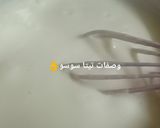 صورة لخطوة 1 من وصفة كاسات المهلبيه بجيلى الفراوله