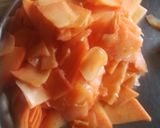 A picture of step 2 of Papaya plastic chutney.