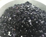 Foto del paso 2 de la receta: Frijoles negro con epazote en olla express