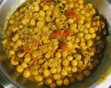 A picture of step 3 of Bengali Ghugni.