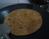 A picture of step 7 of Aloo/ Paneer Paratha.