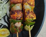 A picture of step 5 of Tandoori Paneer Tikka.