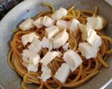 Foto del passaggio 5 della ricetta Frittata di pasta alla Napoletana