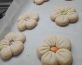 Foto del passaggio 5 della ricetta Biscotti di pasta frolla alla vaniglia