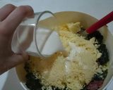 Foto langkah ke 5 dari resep Omelet bayam panggang with cheese and smoke beef (spinach cheese combo with smoke beef).