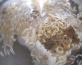 A picture of step 1 of Noodles Pakoray.