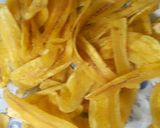 Foto langkah ke 5 dari resep Keripik Pisang Asin.
