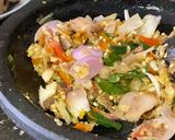 Foto langkah ke 3 dari resep Sambel Goreng Hati Ayam Pete.