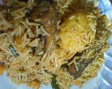A picture of step 2 of Hilsa biryani.
