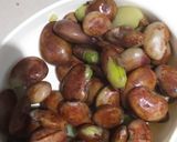 Foto langkah ke 3 dari resep Oseng kacang koro udang asin.