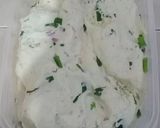 Foto langkah ke 2 dari resep Kue Bawang Gunting (Renyah Tanpa Telur).