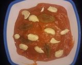 A picture of step 4 of Besan ka halwa.
