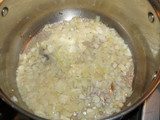 Sopa de lentejas vegana a la jardinera